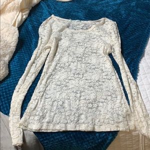 Long sleeve lace shirt